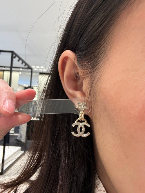 CHANEL Star Earrings Gold