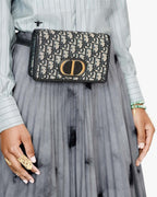 CHRISTIAN DIOR 2-In-1 30 Montaigne Pouch | 迪奧 30蒙田迷你手袋 (藍色) - LONDONKELLY