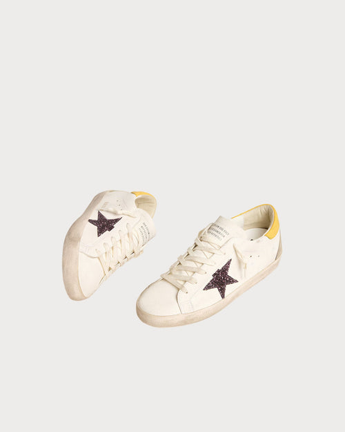 GOLDEN GOOSE Women’s Bio - based Super - Star with red glitter star and leather heel tab | 黃金鵝 黃金鵝 女款 Bio - based Super - Star 搭配紅色亮片星星與皮革後跟標籤(白色) - LondonKelly 英國名牌代購