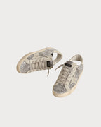 GOLDEN GOOSE Women's Super - Star in silver glitter with ice - gray suede star | 黃金鵝 女款 Super - Star 銀色亮片款,搭配冰灰色麂皮星星(銀色) - LondonKelly 英國名牌代購