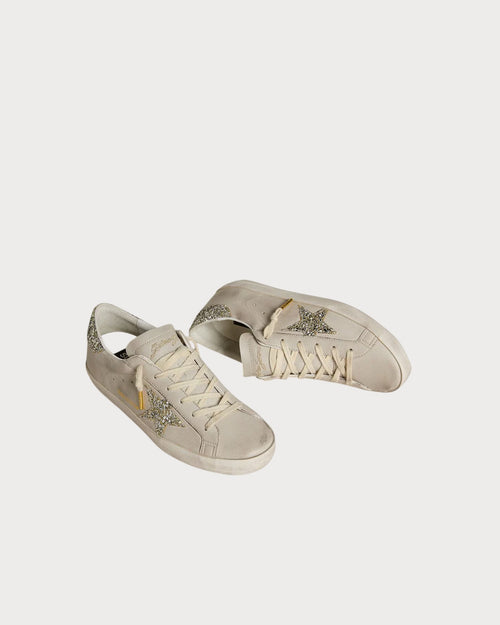 GOLDEN GOOSE Women's Super - Star LTD in ivory nappa leather with platinum glitter star and heel tab | 黃金鵝 女款 Super - Star LTD 象牙色納帕皮革款,搭配鉑金亮片星星與後跟標籤(象牙色) - LondonKelly 英國名牌代購