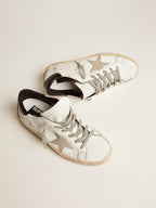 GOLDEN GOOSE Women's Super - Star with black heel tab and metal stud lettering | 黃金鵝 女款 Super - Star 搭配黑色後跟標籤與金屬鉚釘字母(白色) - LondonKelly 英國名牌代購