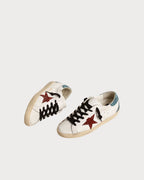 GOLDEN GOOSE Women’s Super - Star with burgundy suede star and light blue glitter heel tab | 黃金鵝 黃金鵝 女款 Super - Star 搭配酒紅色麂皮星星與淺藍色亮片後跟標籤(白色) - LondonKelly 英國名牌代購