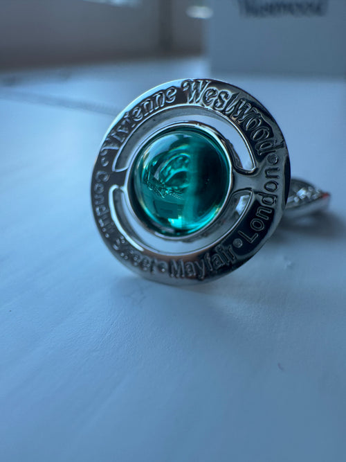 VIVIENNE WESTWOOD Octavie Pendant Necklace | VIVIENNE WESTWOOD Octavie Pendant Necklace (multi-color)